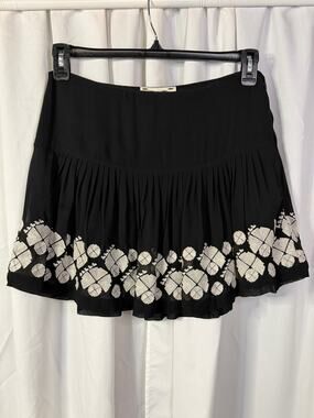 Neiman Marcus Figue 100% viscose Black embroidered size 6 Indie Vanguard Skirt